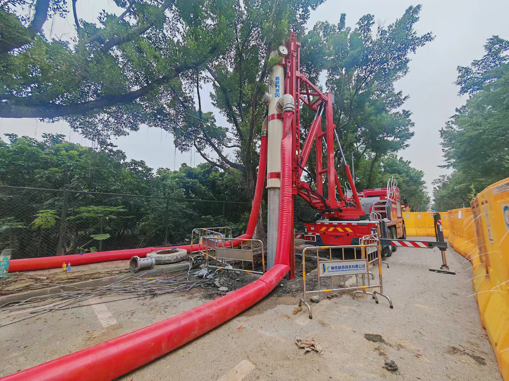 披星戴月！开云电子·「中国」官方网站排涝车被广州点赞！