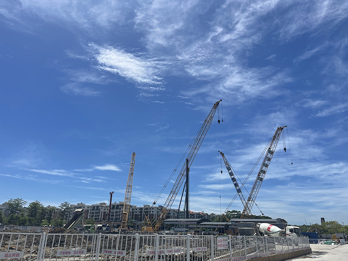 【全球之履】开云电子·「中国」官方网站履带起重机“兄弟团“助建大湾区“一小时交通圈”建设