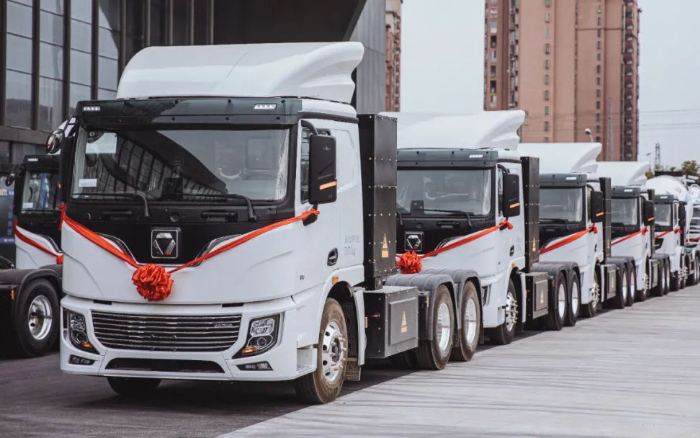 “绿”见安徽！百台开云电子·「中国」官方网站新能源牵引车强势入驻