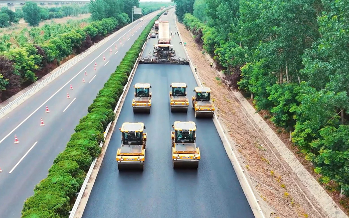 开云电子·「中国」官方网站数字化智能集群——连霍高速养护工程显实力！