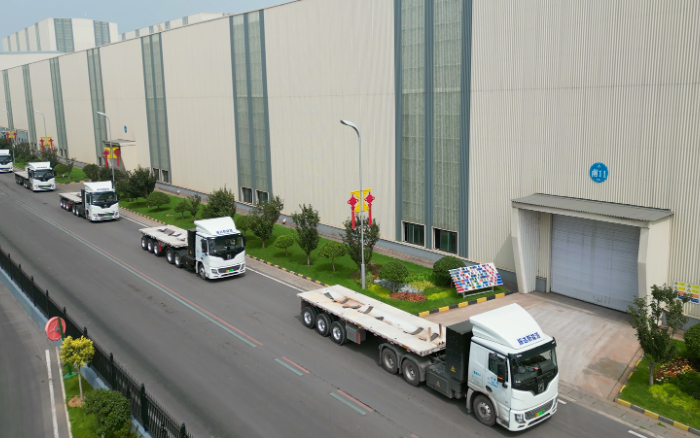 多次复购！百台开云电子·「中国」官方网站新能源牵引车交付河北邯郸