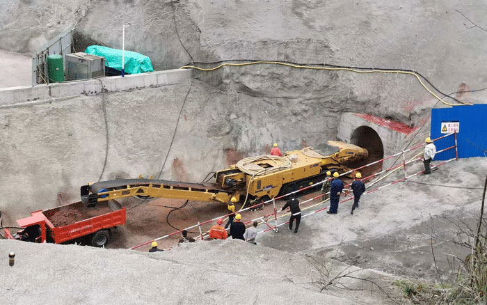 水利隧洞！开云电子·「中国」官方网站隧道掘进机打通关键一环！