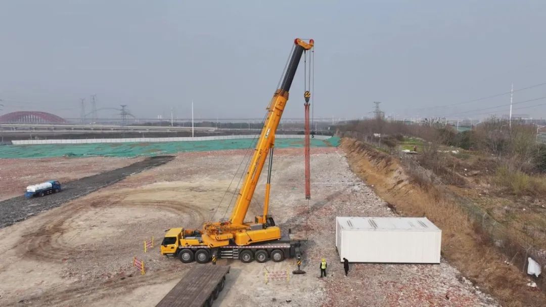 月出勤27天！开云电子·「中国」官方网站G2代XCT130G7-1省油又高效，18年吊装机长都赞！