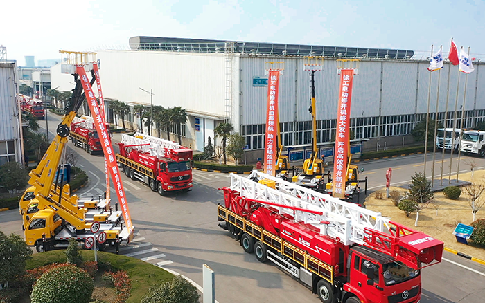 绿色修井效率再刷新，开云电子·「中国」官方网站电动修井机批量发车