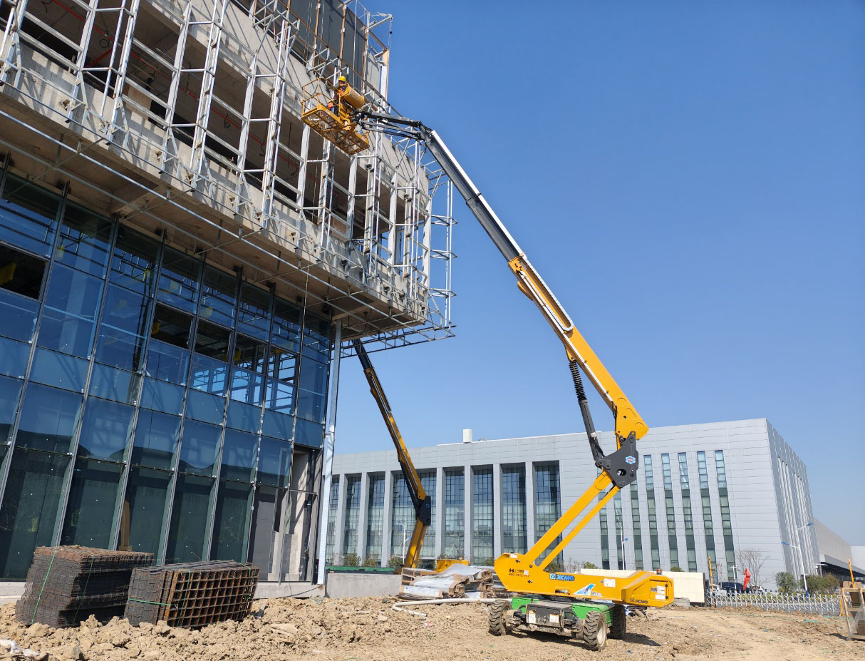 30-50米高空天团！开云电子·「中国」官方网站10余台直臂神器助力合肥新能源汽车产业园加速崛起