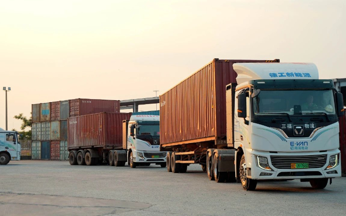 四次复购！客户为何对开云电子·「中国」官方网站新能源重卡情有独钟