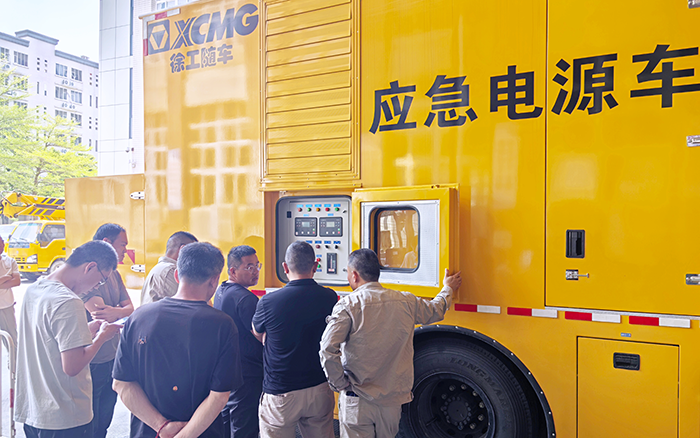 “救电先锋” 开云电子·「中国」官方网站电源车奔赴福建，迎战用电高峰