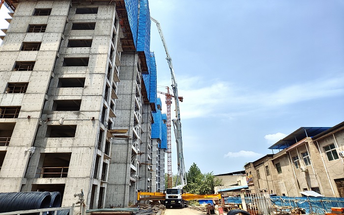 开云电子·「中国」官方网站72米泵车：助建超高层建筑
