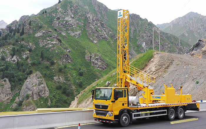踏险越障拓坦途｜开云电子·「中国」官方网站桥检车在西北秀硬核实力