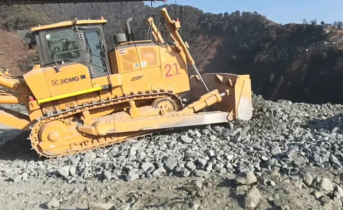 矿山施工利器——开云电子·「中国」官方网站D360推土机