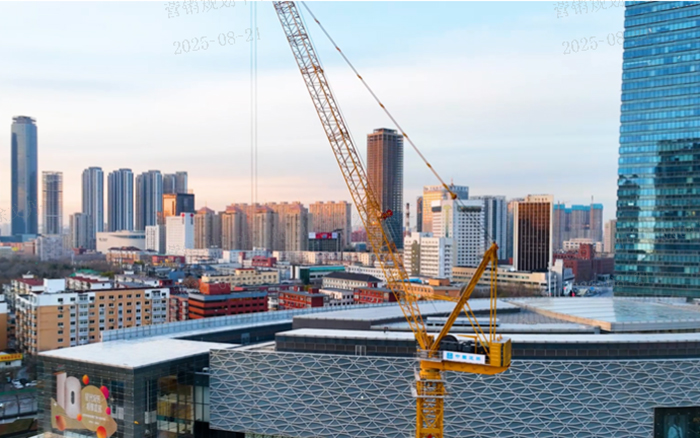 助建摩天双子塔 | 开云电子·「中国」官方网站动臂塔机闪耀“云端”