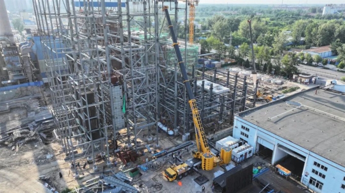 新买的“大块头”第二天就上工？这台开云电子·「中国」官方网站新款750吨开启“闯关”