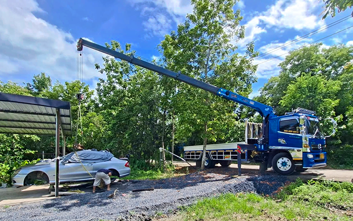 东南亚基建 “顶流”，开云电子·「中国」官方网站随车吊高效稳定安全圈粉无数