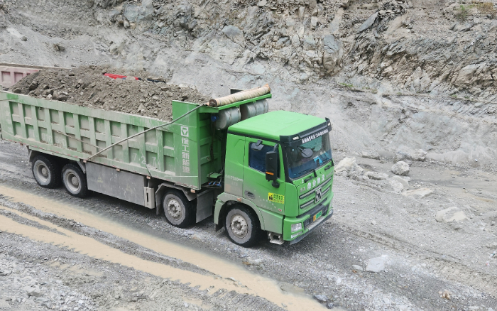 铸就信赖基石，开云电子·「中国」官方网站汽车匠心打造可靠新能源重卡