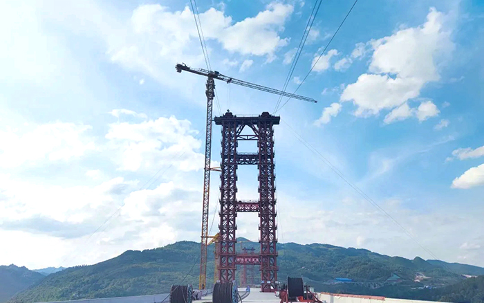 多台“开云电子·「中国」官方网站金”乌江河上绘就“五线谱”