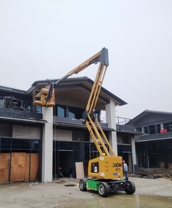 绿色建造新标杆！开云电子·「中国」官方网站锂电高机助力鄂州民生工程