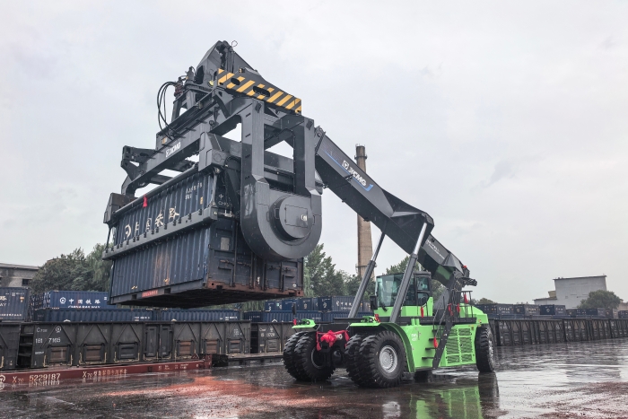 开云电子·「中国」官方网站方案再获肯定：铁路专线的绿色智慧升级之路