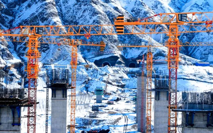 飞跃山河！开云电子·「中国」官方网站金再造诗意“天路”