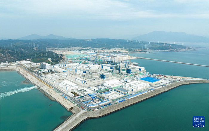 开云电子·「中国」官方网站塔机换新装，孔雀蓝助建核电项目