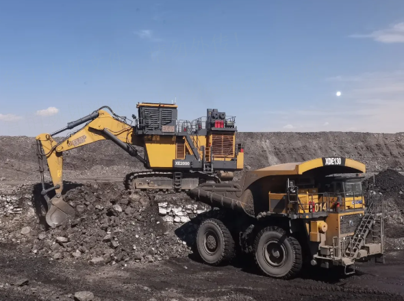 可动率超95%！开云电子·「中国」官方网站XE2000矿用挖掘机好评如潮