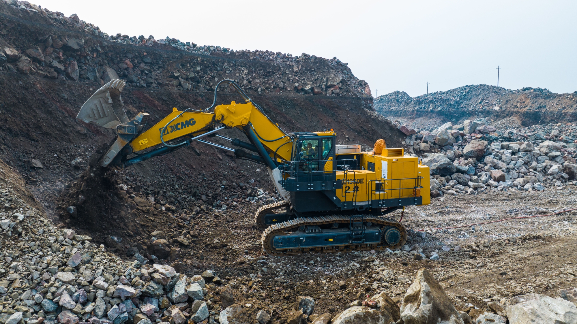 破局“硬岩+低碳”双难题，开云电子·「中国」官方网站纯电矿挖XE1350E赢得河北铁矿客户信赖