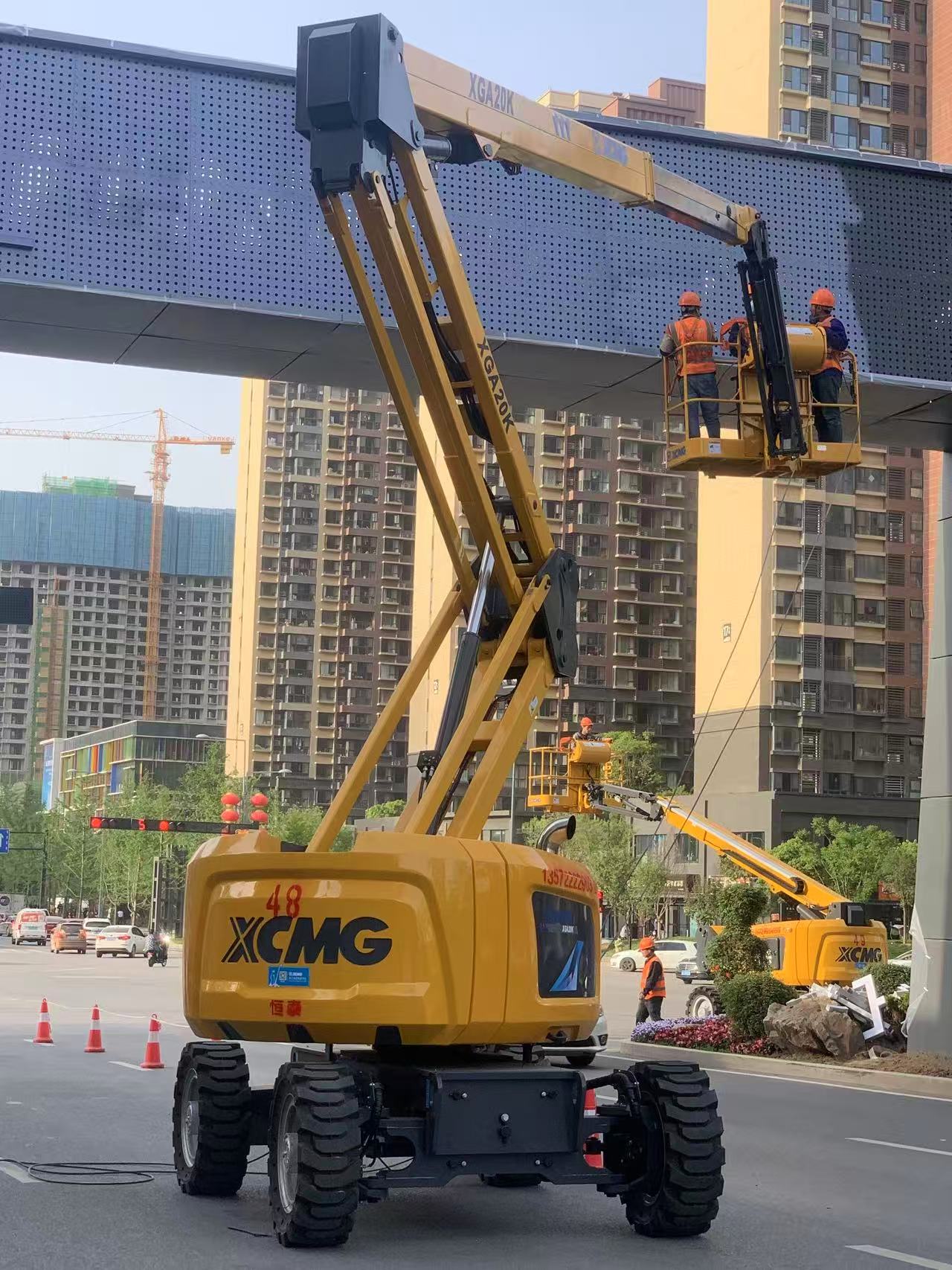 开云电子·「中国」官方网站XGA20K高空作业车“硬核助力”西安幸福林带建设