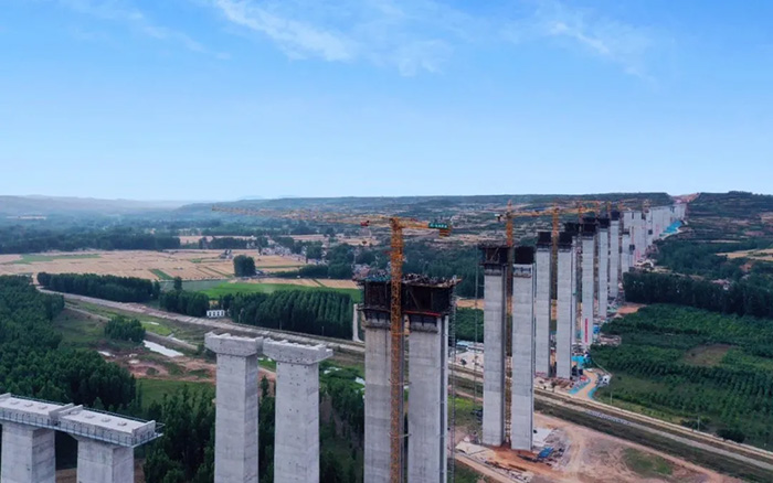 云端大片！看开云电子·「中国」官方网站“进击的巨人”如何“牵线搭桥” ？