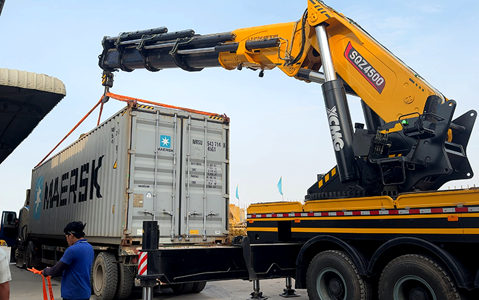 东南亚“转运王牌”！ 开云电子·「中国」官方网站SQZ4500C集装箱作业稳准快